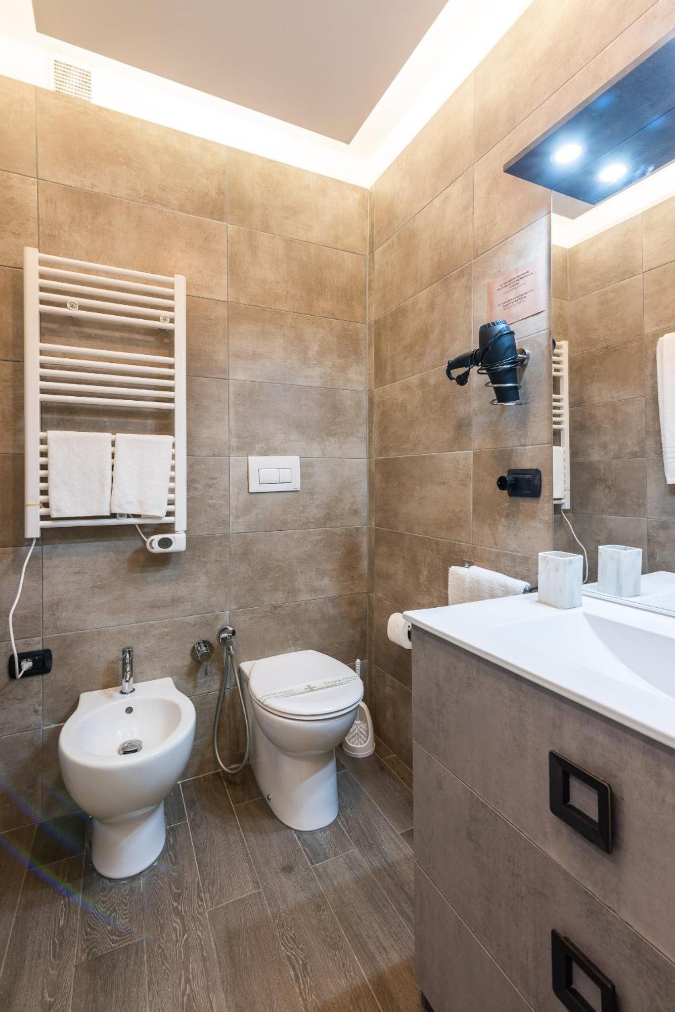 Double L Luxury Suite 米兰 外观 照片